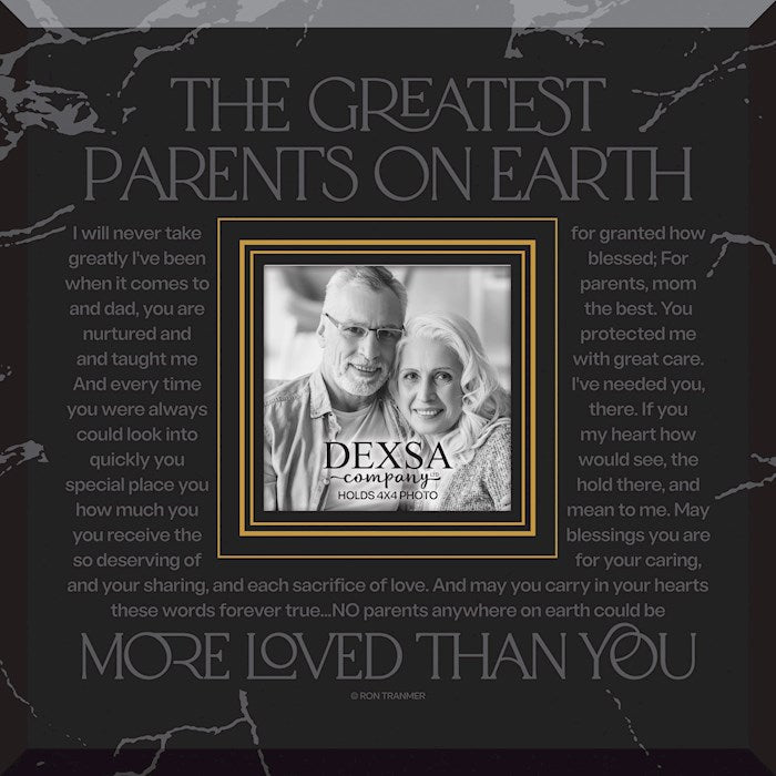 Glass Photo Frame-The Greatest Parents On Earth (12 x 10) (Holds 4 x 6 Photo)